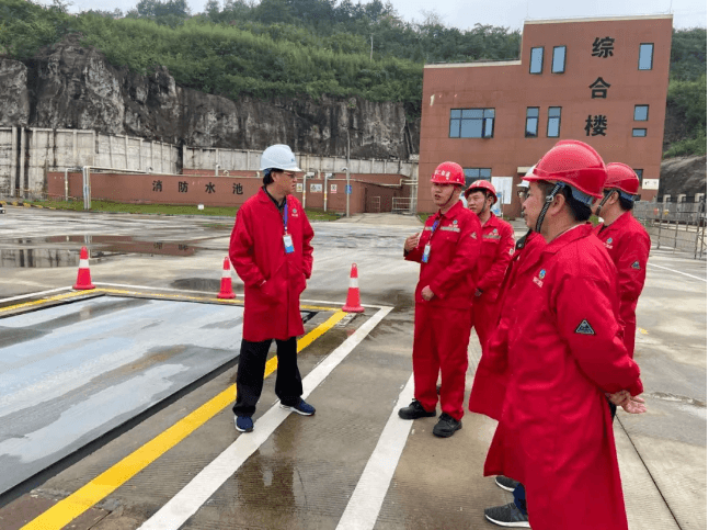 銅仁城投集團(tuán)能源投資公司 開展2020年中秋、國慶前安全環(huán)保大檢查